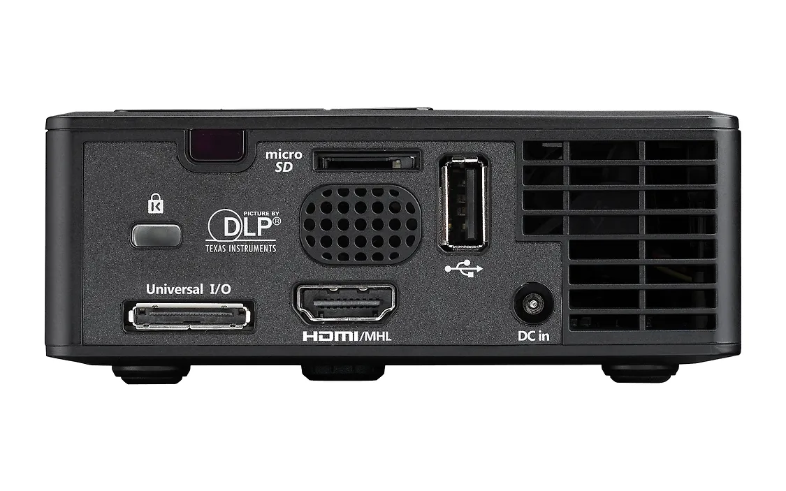 Optoma ML750 liitännät
